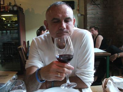 Az író és a bor – Darvasi Lászlóval beszélgettem