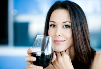 A vörösbort fogyasztó nők híztak a legkevesebbet