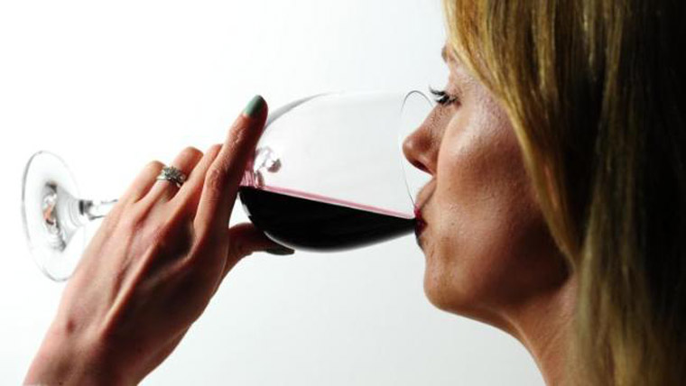 Úgy fest tényleg működik: 2 pohár bor esténként segít a fogyásban