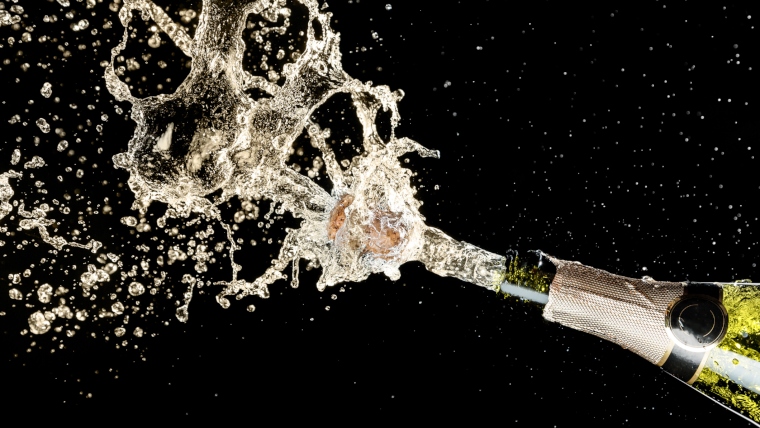 Láttál már pezsgő degorzsálást lassított felvételen?