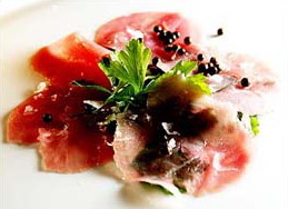 Borjúsült carpaccio + Merfelsz Nektár Sexardique Bikavér Selection 2007