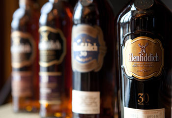 Tizenötmillió egy üveg whiskyért