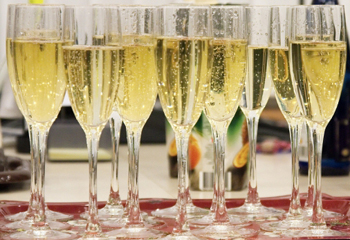 Tradicionális pezsgőt gyártanak majd Erdélyben