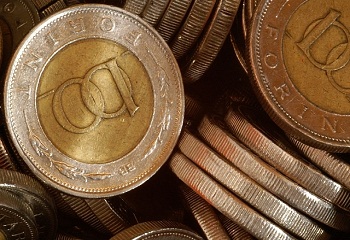 219 700 forint volt a bruttó átlagkereset