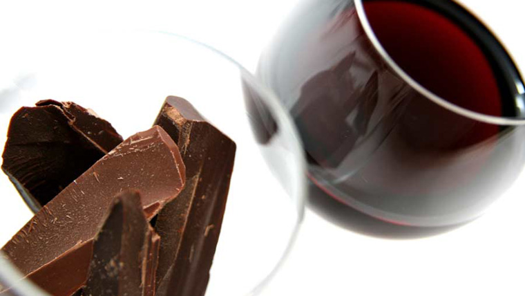 Tégy bőröd egészségéért: egyél csokit!