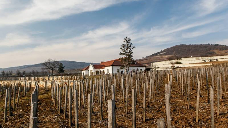 Nyerj páros belépőt és szállást a Fagyosszentek Engesztelésére!