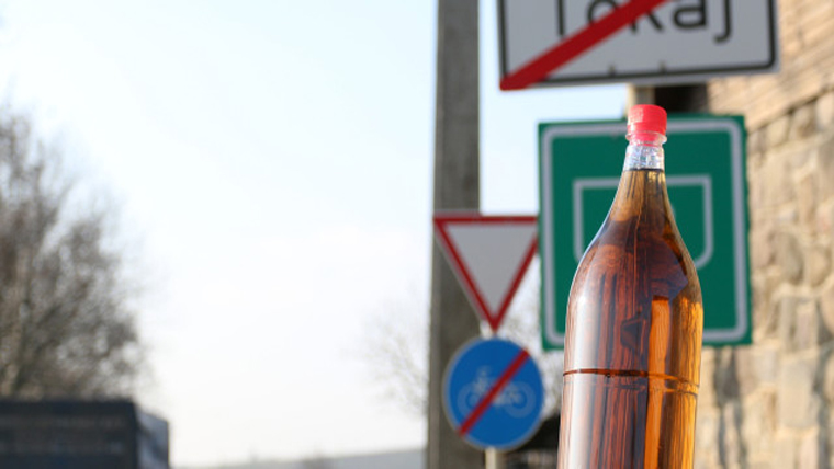 Tokaj: viszlát műanyag palack