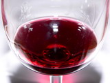  Nem hízlal, hanem fogyaszt a bor? -  A vörösborban található resveratrol segíthet az elhízás elleni harcban. 