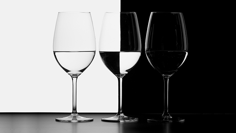 Az élmények új dimenziója: bor előtt ásványvíz
