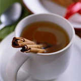 Itt a december és vele a forralt bor szezonja