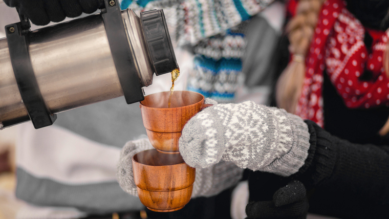 Forralt boron innen és túl – Az ördög itala a bögrében