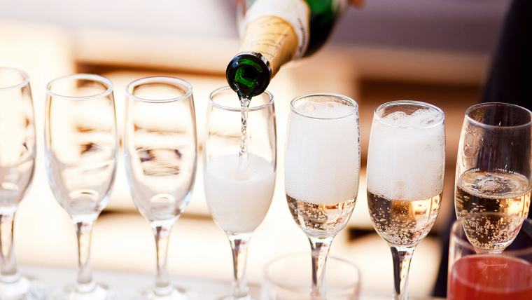 Új évhez a legjobb buborékok – szerintünk ezek a pezsgő járnak az új kezdethez