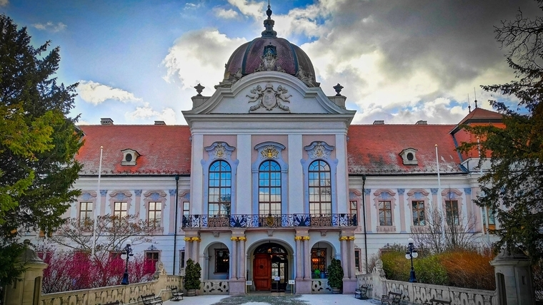 Gödöllő keresi a város borát