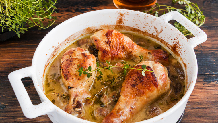 Mit kezdjünk a megmaradt borral? –  egy húsos, egy vega étel, no meg egy desszert