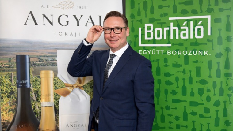 Új fejezet a Borháló történetében: stabil piacot építenének a magyar bor számára