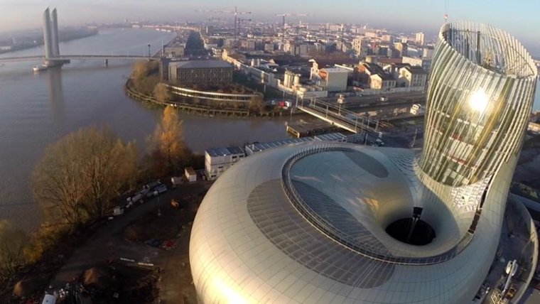 Boros vidámpark nyílt Bordeaux-ban