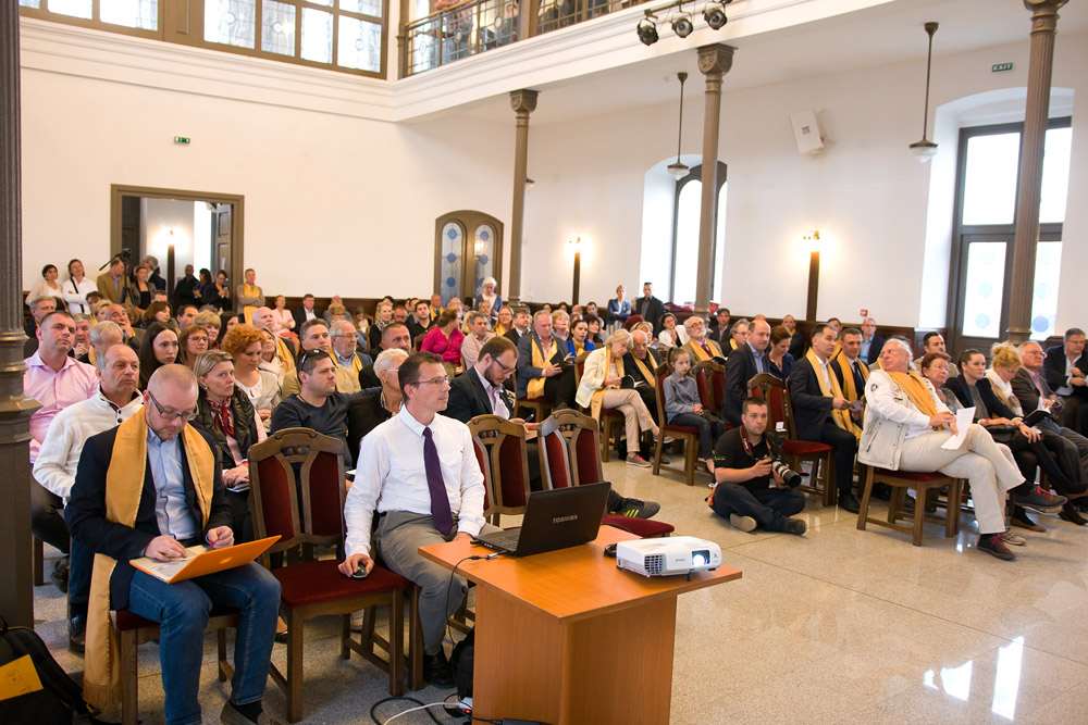 Kvaszinger és Disznókő tételek lettek a Borkollégium Borai