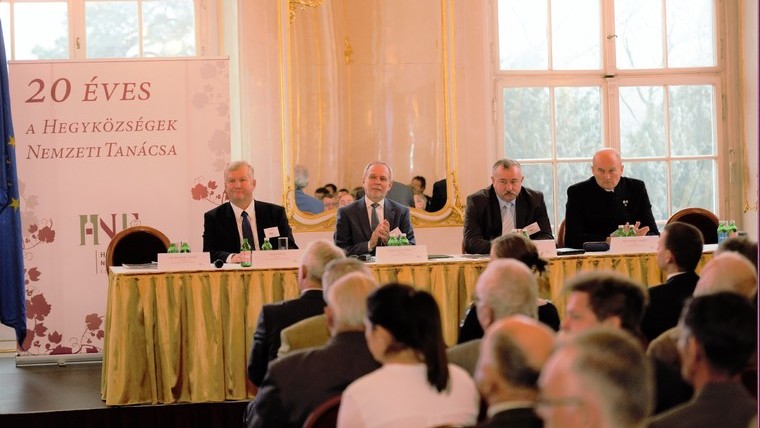 Pont került a szőlő-bor ágazati stratégia végére