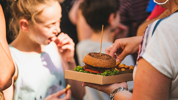 Egy hétvégén át indiai ételeket főznek a magyar street foodosok