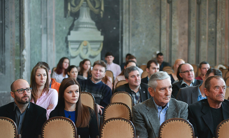 Világhírű borszakértővel zajlott a Szőlészeti és Borászati Konferencia