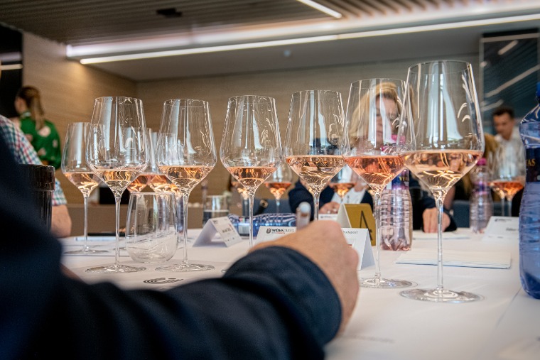 Az Év Borkereskedője újra a Winelovers Wine Awards mellett: 2026-ban is stratégiai partner az Auchan 