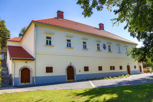 Gyakorlatorientált borászképzés vár a Tokaj-Hegyalja Egyetemen