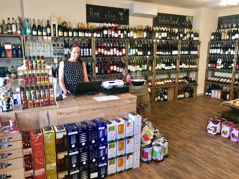 Új fejezet a Borháló történetében: stabil piacot építenének a magyar bor számára