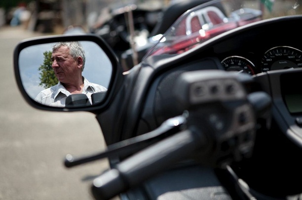 Ézsiás György: A hordókészítés és a motorozás tesz egész emberré