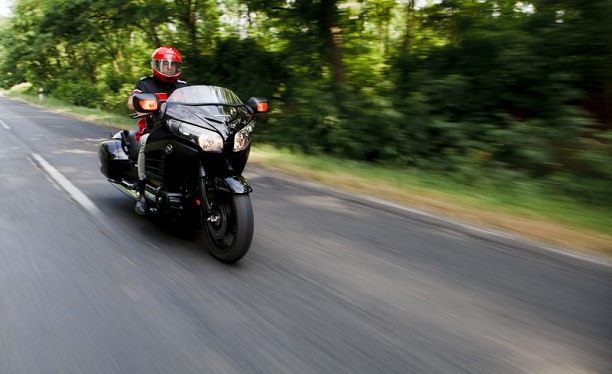 Ézsiás György: A hordókészítés és a motorozás tesz egész emberré