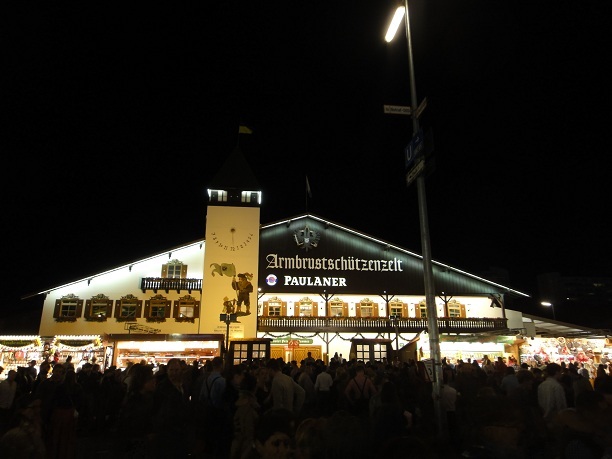 Bőrgatyában szép az élet - a müncheni Oktoberfesten jártunk