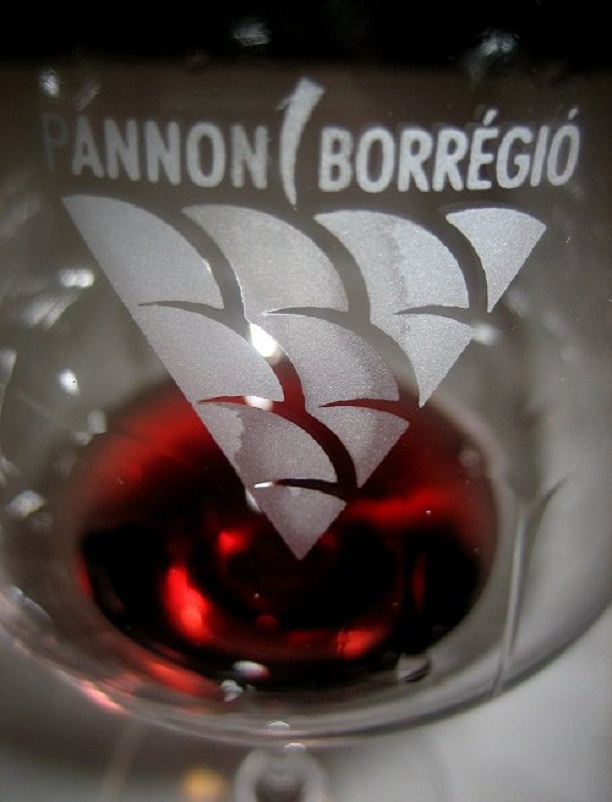 Kevesebb Pannon bor a hazai piacon