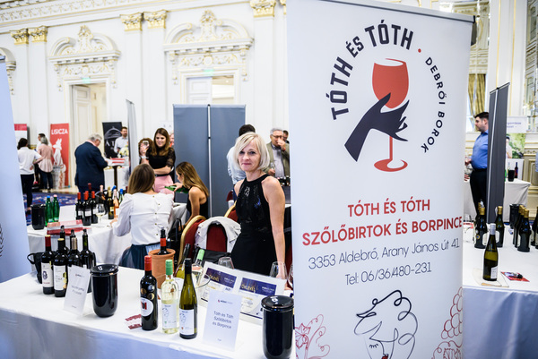 Számtalan újdonságot kóstolhattunk a Winelovers 100-on