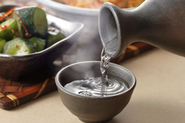 Forralt boron innen és túl – Az ördög itala a bögrében